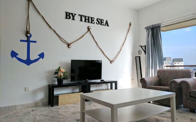 Themed Apartments @ Straits View Villas