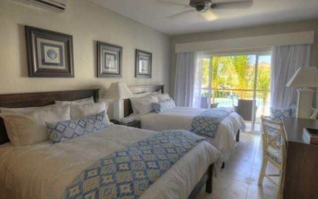 Cadaques Caribe Resort& Villas