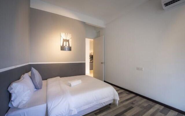 Arte S 3 Bedrooms Condo