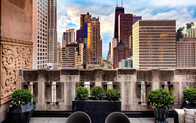 The Gwen, a Luxury Collection Hotel, Michigan Avenue Chicago