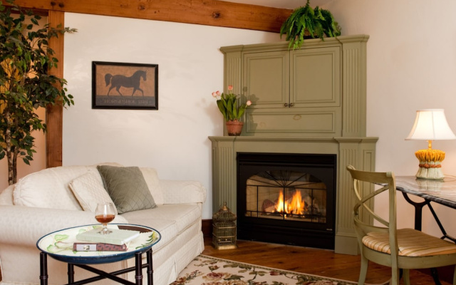 Stonecroft Inn