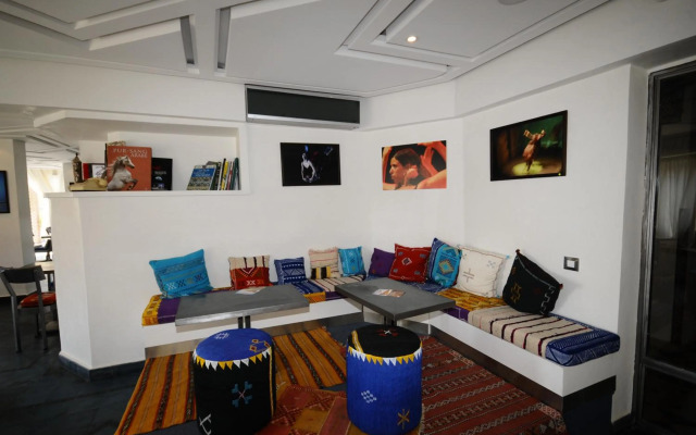 Amani Hotel Suites & Spa