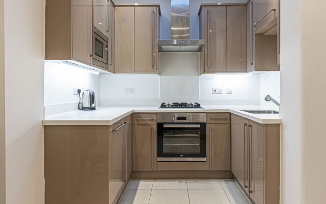 Altido Elegant 2-Bed House In Belgravia