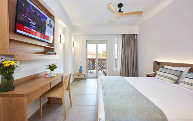 Mystery Skiathos Luxury Residence