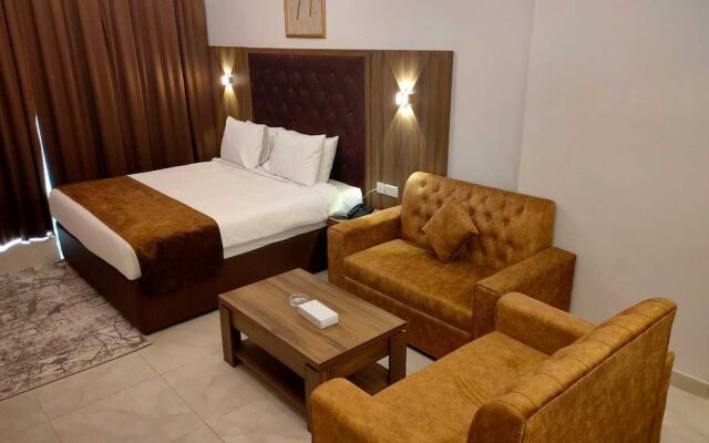 New Dream Plaza Hotel Apartment LLC
