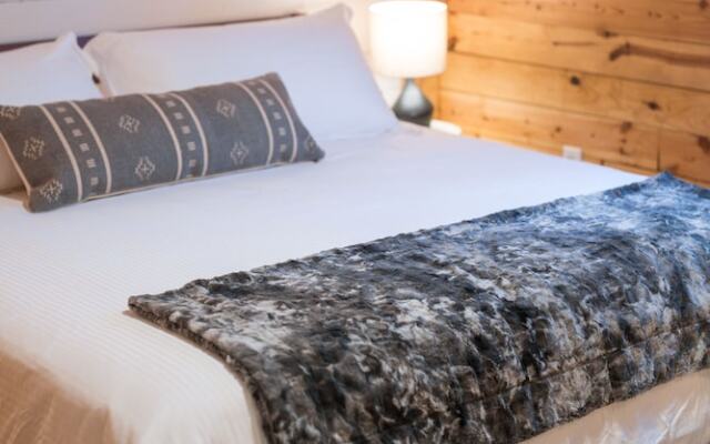 Red Feather Cabins 300