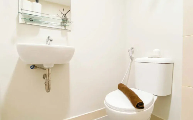 Simple Studio Room At Meikarta Apartment Near Aeon Delta Mas