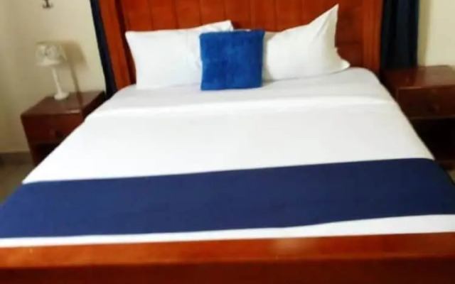 The Abode Apartments Bed & Breakfast Suite