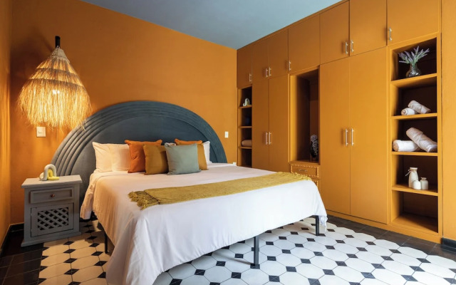 Vibrant 3Bed Villa - A Deco Retreat