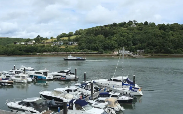 9 Dart Marina