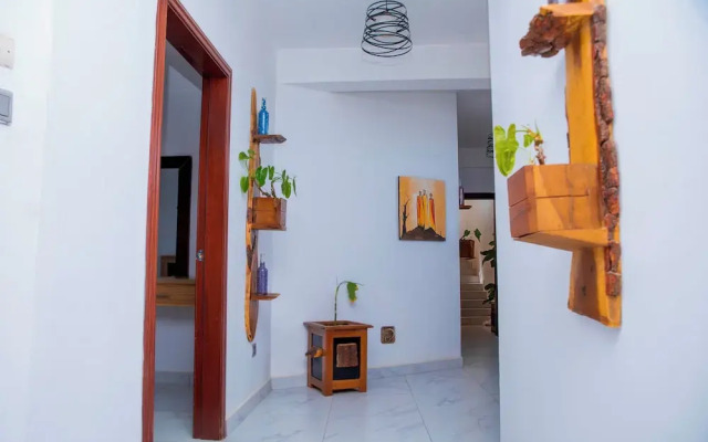 Touraco Suite Hotel Business