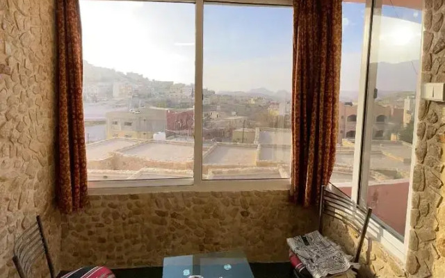 Orient Gate Hostel and Hotel