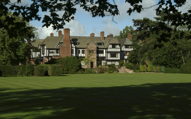 Inglewood Manor