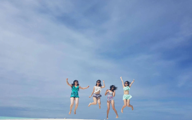 Rasdhoo View Inn
