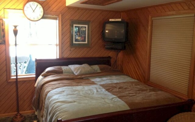 Atchafalaya River Lodge