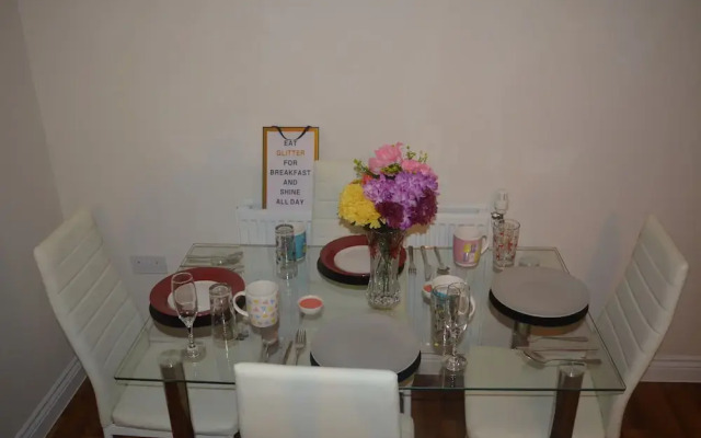 Executive Apartment Cardiff Central