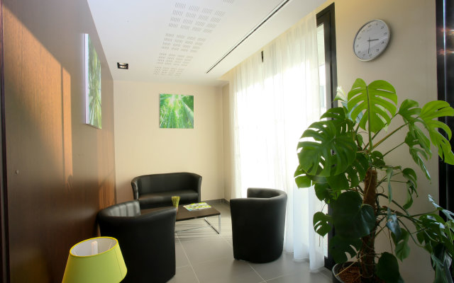 All Suites Appart Hotel Pau