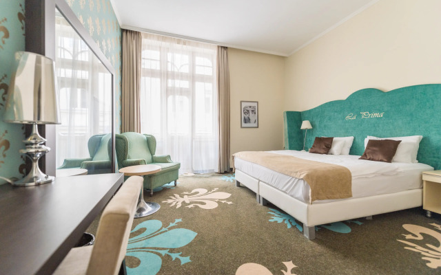 La Prima Fashion Hotel