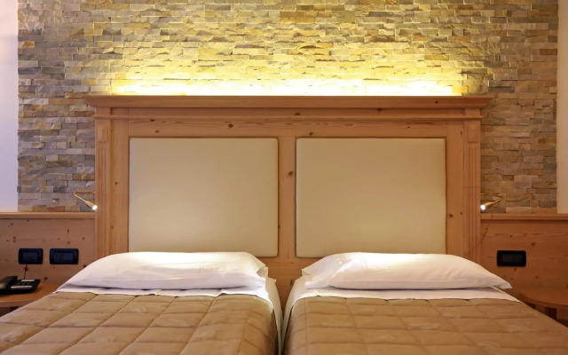 Hotel Ladina
