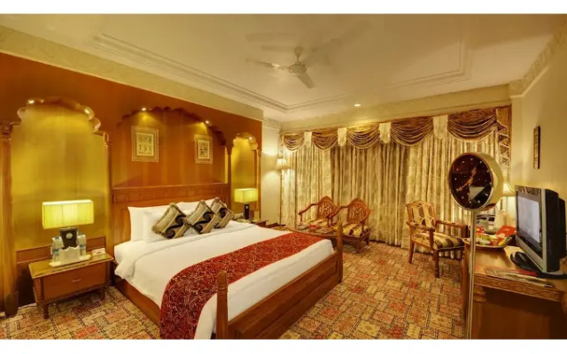 Hotel Babylon International
