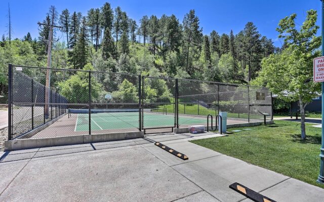Sleek Deadwood Getaway < 1 Mi to Downtown!
