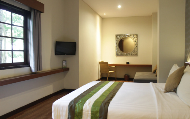 Grand Whiz Hotel Nusa Dua