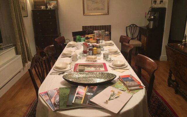 5 Charlton Mill Way B&B