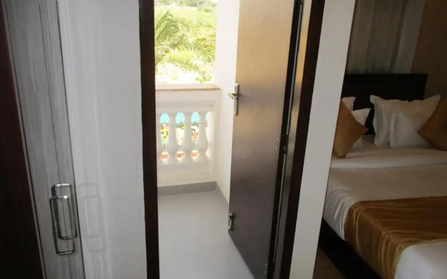 Hotel Grand Lotus Inn