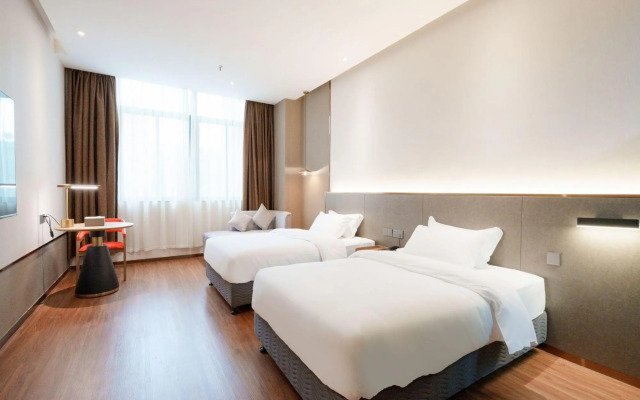 J Hotel