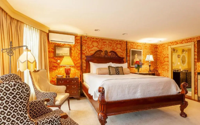 Ivy Lodge Bed & Breakfast