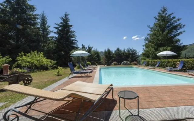Villa Popiglio Comfortable Holiday Residence