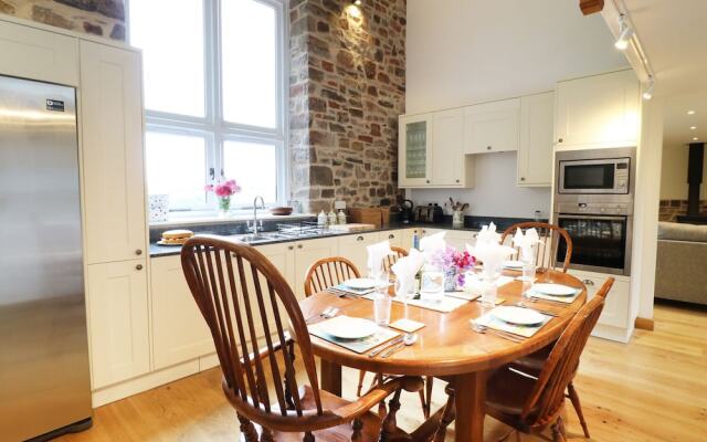 Tembridge House, Tiverton