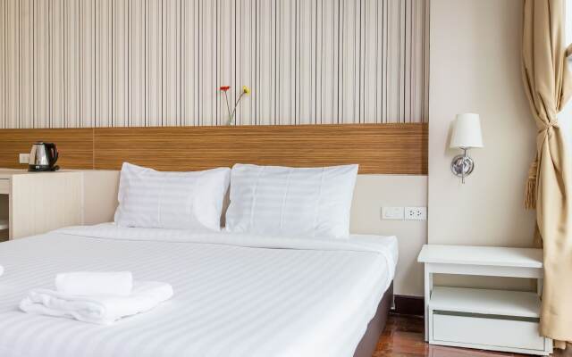 Snooze Hotel Thonglor Bangkok