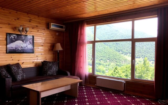 Kungut Hotel & Resort