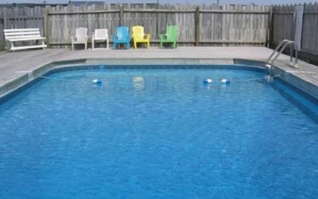 Joyce's Motel & Cottages