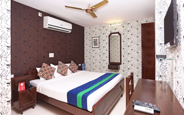 OYO 1126 Hotel Bengal Inn