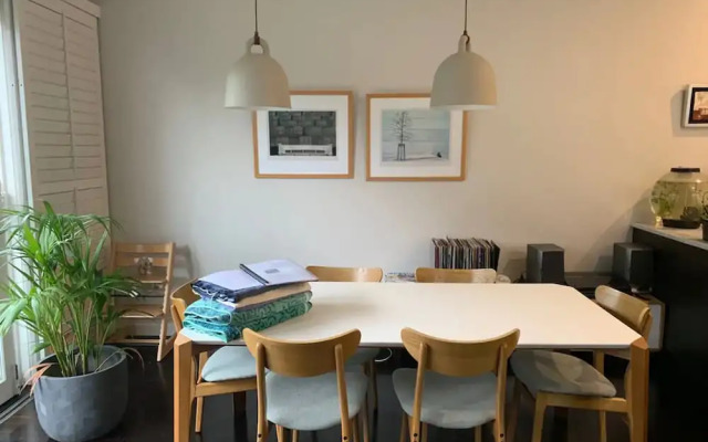 Family House Close to Bondi Beach and Shops