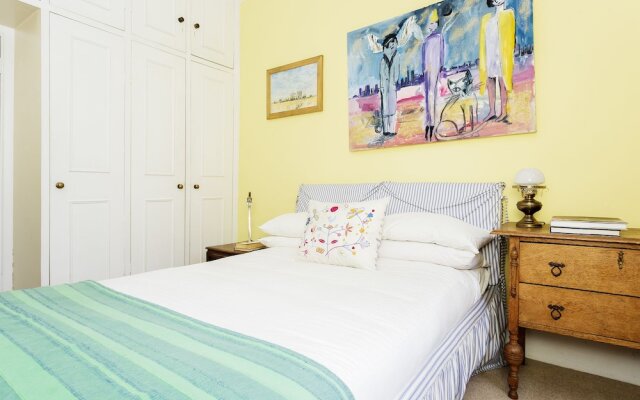 Veeve - The Artist's Retreat