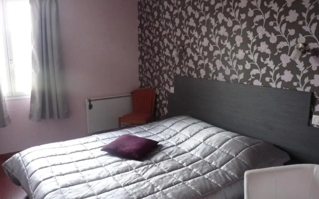 Aux Maisons (Relais du Silence)