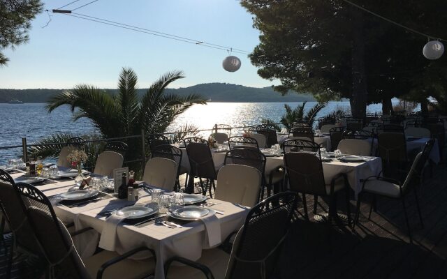 Illyrian Resort