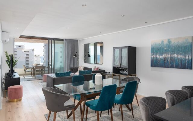 Cosmopolitan Luxury Serviced Apartments