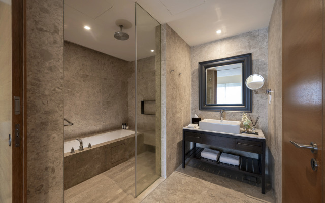 Lanson Place Bukit Ceylon