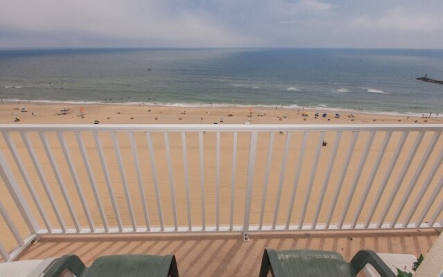 Dolphin Run 1306 - 2 Br Condo