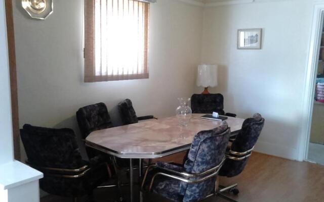 Canora Home Rentals Vacation Cottage