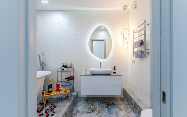 Апартаменты на улице Алексея Козина 2