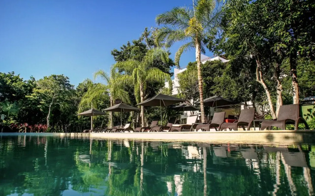 HIRA G2 Couples Retreat by Gate48