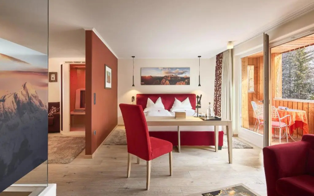 Dolomit Boutique Hotel