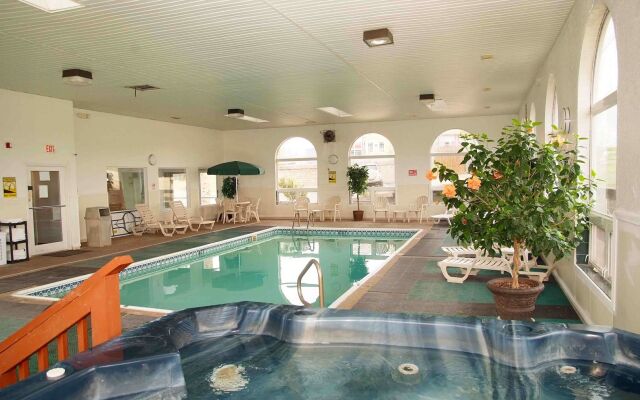 Red Roof Inn Osage Beach - Lake of the Ozarks