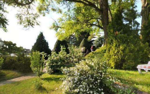 Relais Saint Roch Rest. La Petite Maison