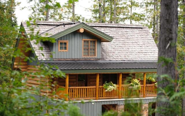 Snow Creek Cabins by Fernie Lodging Company